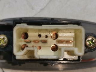 bontott MAZDA PREMACY Bal hátsó Ablakemelő Kapcsoló