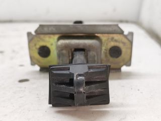 bontott MAZDA PREMACY Bal hátsó Ajtóhatároló