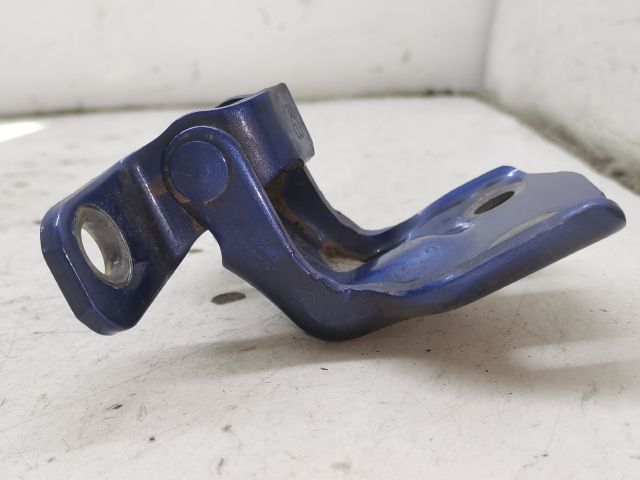 bontott MAZDA PREMACY Bal hátsó Alsó Zsanér