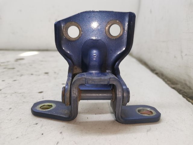 bontott MAZDA PREMACY Bal hátsó Alsó Zsanér