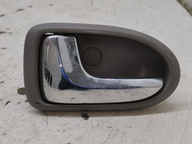 bontott MAZDA PREMACY Bal hátsó Belső Kilincs