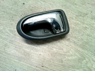 bontott MAZDA PREMACY Bal hátsó Belső Kilincs