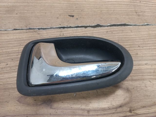 bontott MAZDA PREMACY Bal hátsó Belső Kilincs