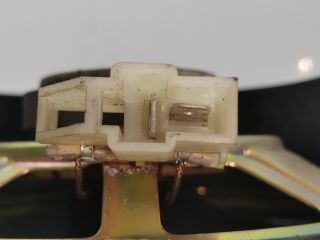 bontott MAZDA PREMACY Bal hátsó Hangszóró