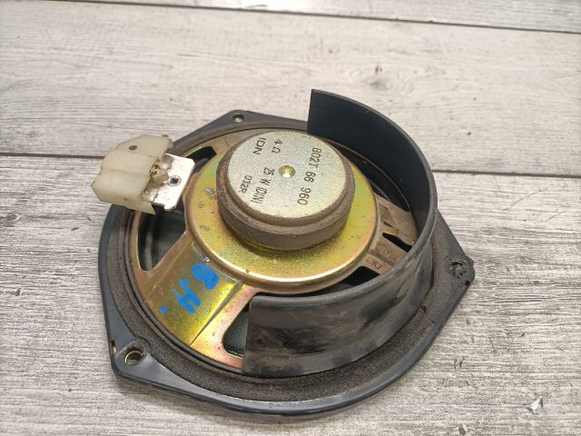 bontott MAZDA PREMACY Bal hátsó Hangszóró