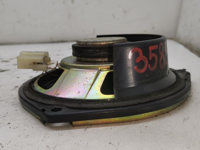 bontott MAZDA PREMACY Bal hátsó Hangszóró