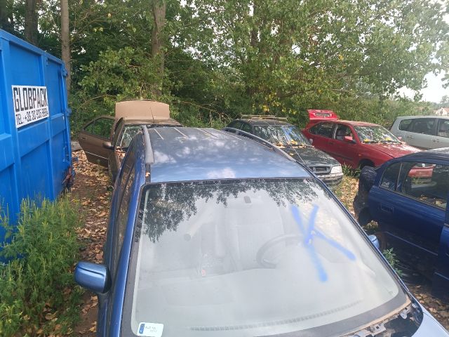 bontott MAZDA PREMACY Bal Hátsó Lámpa