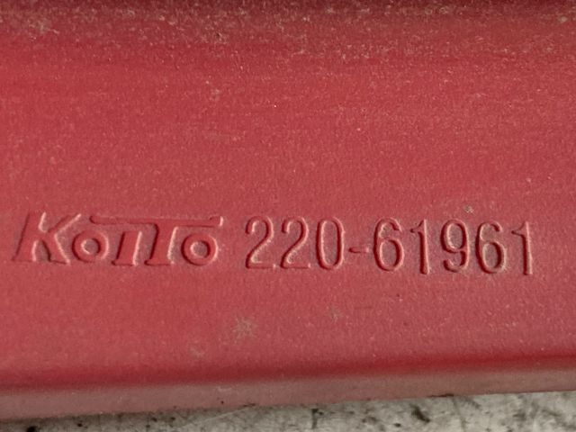 bontott MAZDA PREMACY Bal Hátsó Lámpa