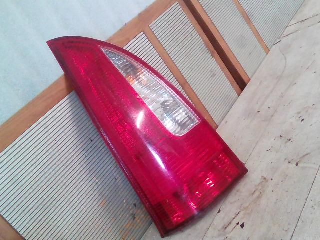 bontott MAZDA PREMACY Bal Hátsó Lámpa