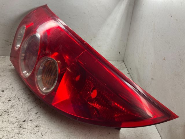 bontott MAZDA PREMACY Bal Hátsó Lámpa