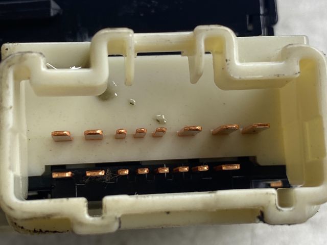 bontott MAZDA PREMACY Bal Kormánykapcsoló Irányjelző