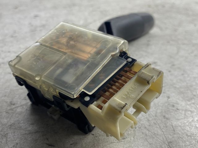 bontott MAZDA PREMACY Bal Kormánykapcsoló Irányjelző