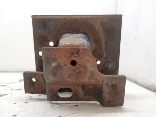 bontott MAZDA PREMACY Bal Lökhárító Tartó Nyúlványvég