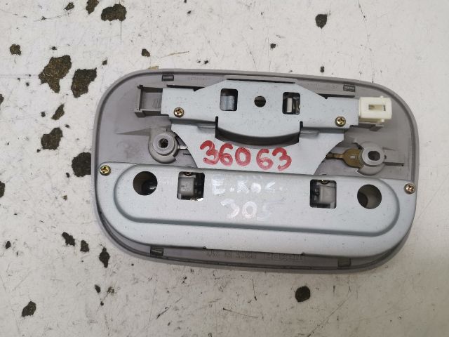 bontott MAZDA PREMACY Beltér Világítás Első