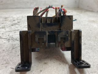 bontott MAZDA PREMACY Biztosítéktábla Doboz