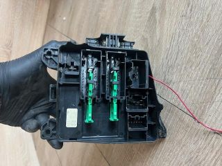 bontott MAZDA PREMACY Biztosítéktábla Utastér