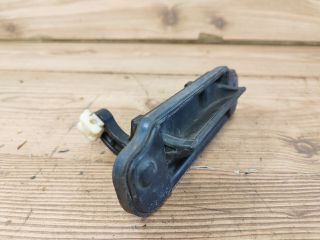 bontott MAZDA PREMACY Csomagtér Nyitó Kar / Gomb