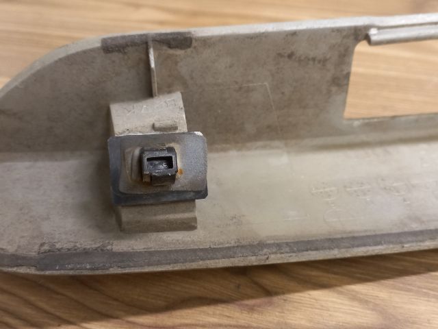 bontott MAZDA PREMACY Csomagtérajtó Díszléc