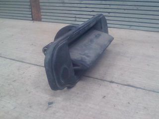 bontott MAZDA PREMACY Csomagtérajtó Kilincs