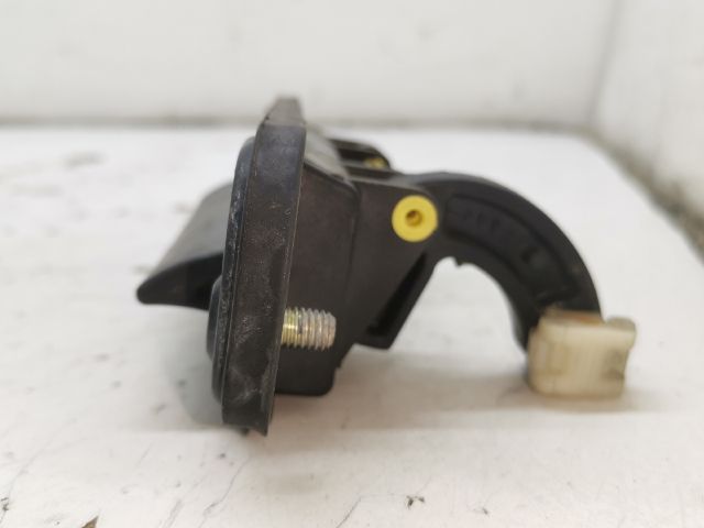 bontott MAZDA PREMACY Csomagtérajtó Kilincs