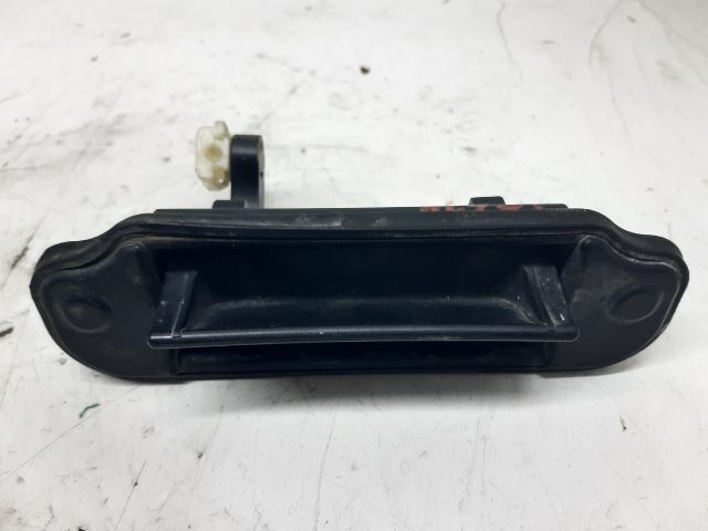 bontott MAZDA PREMACY Csomagtérajtó Kilincs