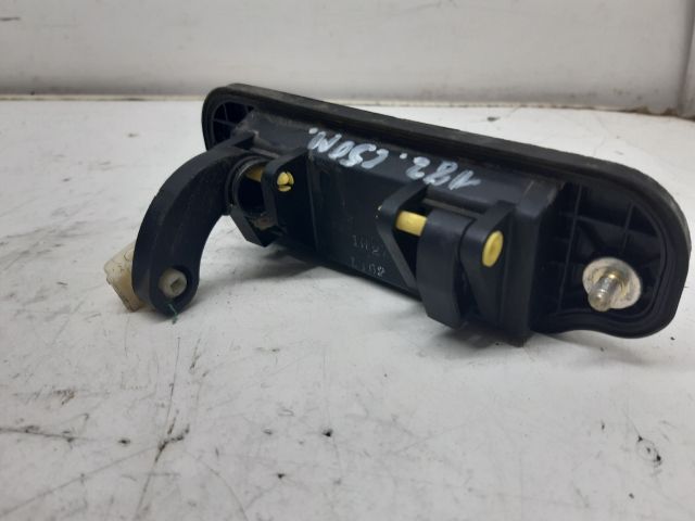 bontott MAZDA PREMACY Csomagtérajtó Kilincs