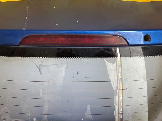 bontott MAZDA PREMACY Csomagtérajtó (Részeivel)