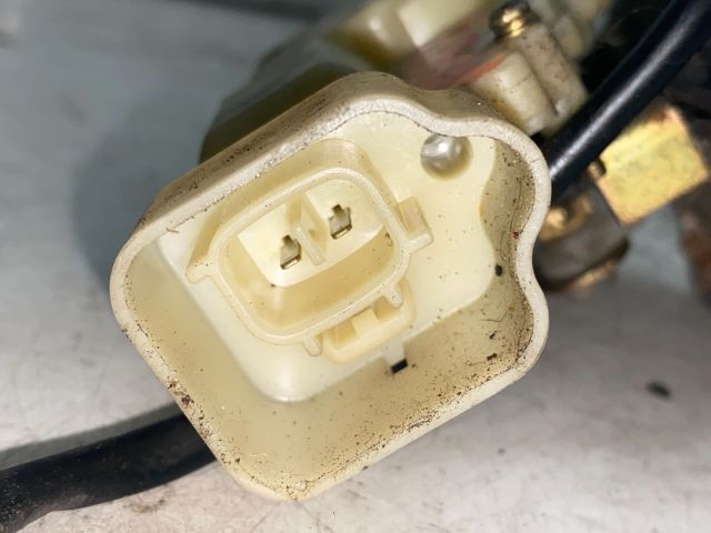 bontott MAZDA PREMACY Csomagtérajtó Zárszerkezet