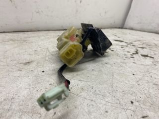 bontott MAZDA PREMACY Csomagtérajtó Zárszerkezet