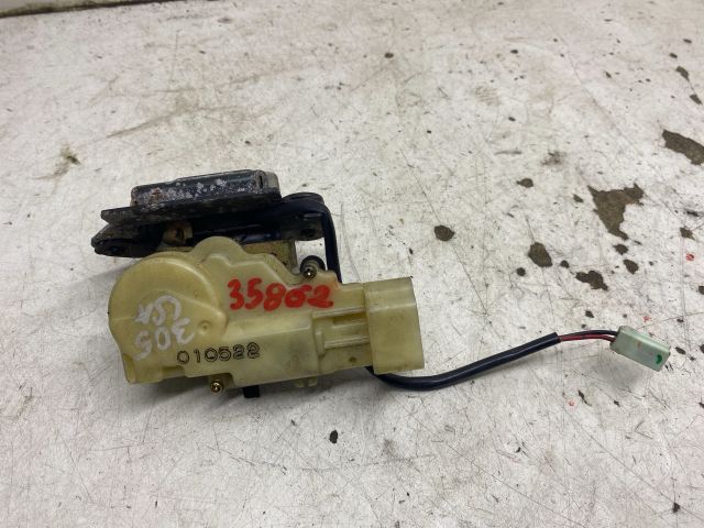 bontott MAZDA PREMACY Csomagtérajtó Zárszerkezet