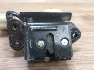 bontott MAZDA PREMACY Csomagtérajtó Zárszerkezet