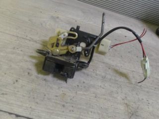 bontott MAZDA PREMACY Csomagtérajtó Zárszerkezet