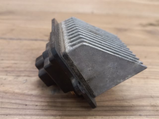 bontott MAZDA PREMACY Előtét Ellenállás Fűtőmotor