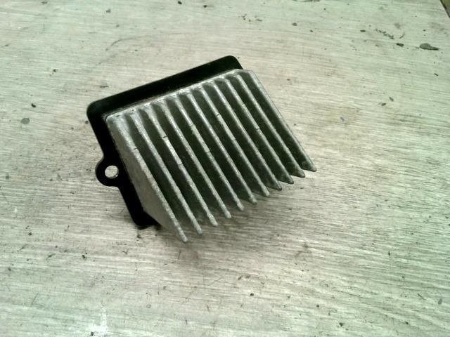 bontott MAZDA PREMACY Előtét Ellenállás Fűtőmotor