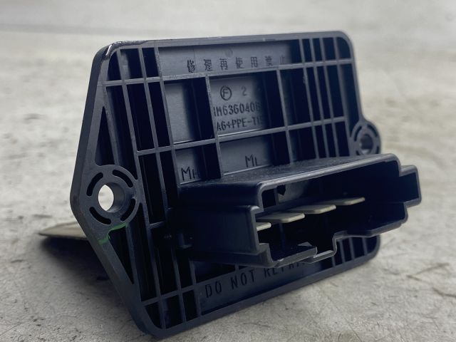 bontott MAZDA PREMACY Előtét Ellenállás Fűtőmotor