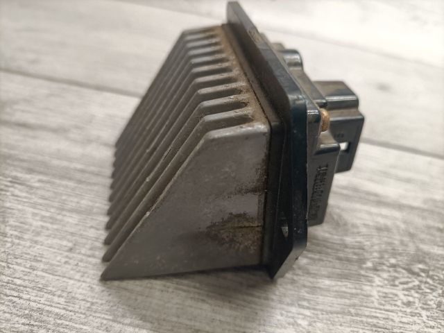 bontott MAZDA PREMACY Előtét Ellenállás Fűtőmotor