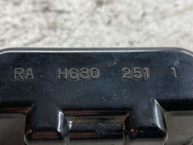 bontott MAZDA PREMACY Első Hamutartó