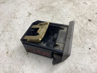 bontott MAZDA PREMACY Első Hamutartó