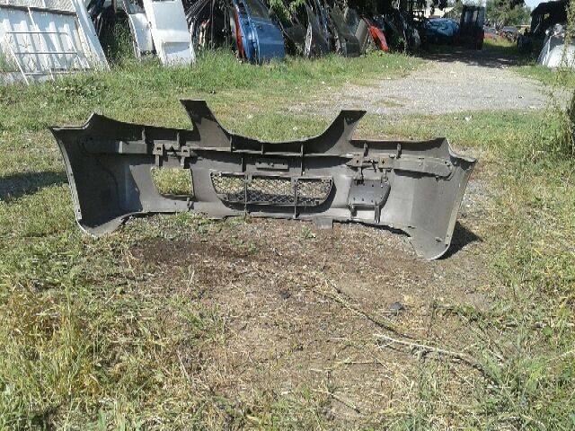 bontott MAZDA PREMACY Első Lökhárító Merevítő (Fém)