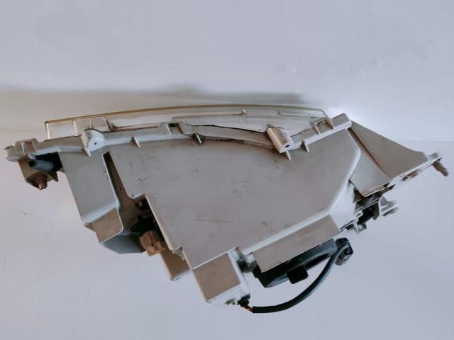 bontott MAZDA PREMACY Fényszóró (Pozíciófüggetlen)