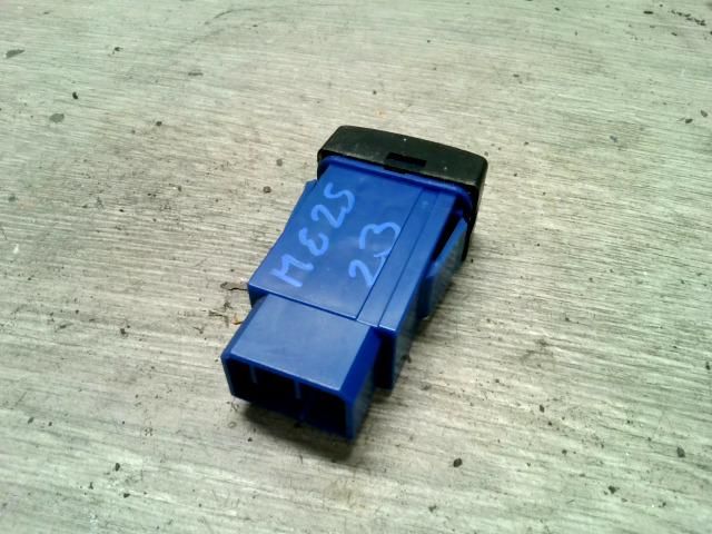 bontott MAZDA PREMACY Fényszórómagasság Állító Kapcsoló