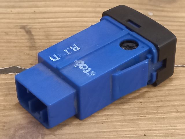 bontott MAZDA PREMACY Fényszórómagasság Állító Kapcsoló