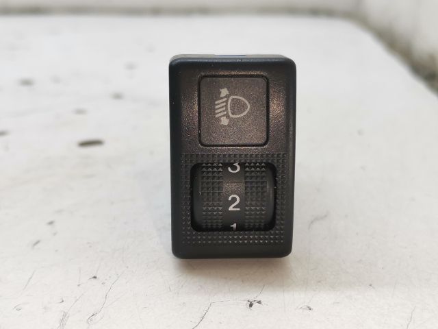 bontott MAZDA PREMACY Fényszórómagasság Állító Kapcsoló