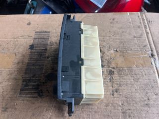 bontott MAZDA PREMACY Fűtéskapcsoló (digit klímás)