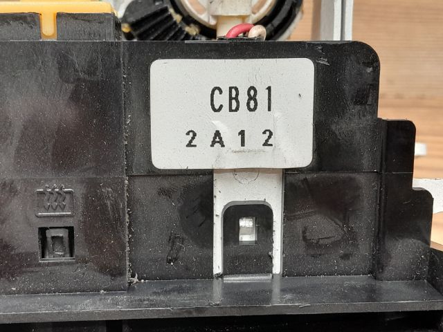 bontott MAZDA PREMACY Fűtéskapcsoló (manuális klímás)