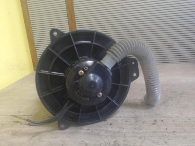 bontott MAZDA PREMACY Fűtőmotor (Nem klímás)