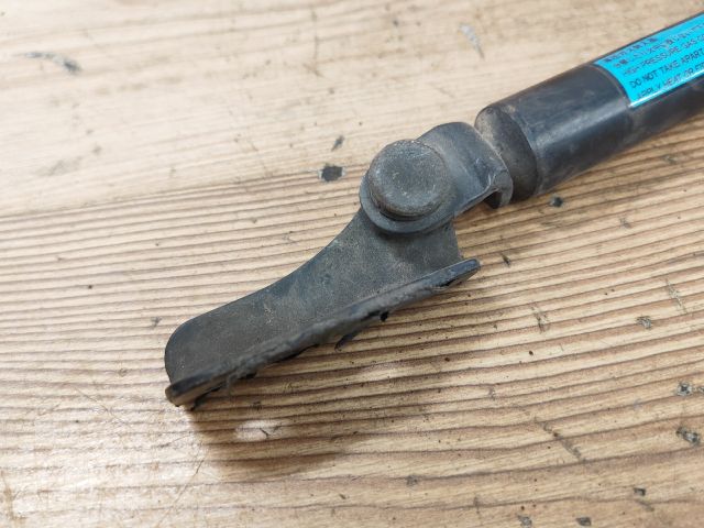 bontott MAZDA PREMACY Gázrugós Kitámasztó Teleszkóp Csomagtérajtó Bal