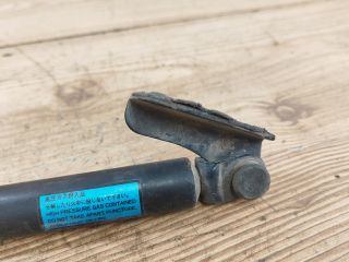 bontott MAZDA PREMACY Gázrugós Kitámasztó Teleszkóp Csomagtérajtó Jobb