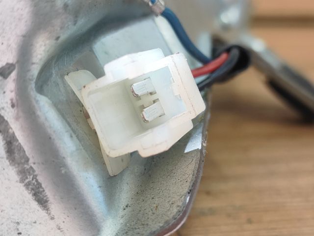 bontott MAZDA PREMACY Hátsó Ablaktörlő Motor