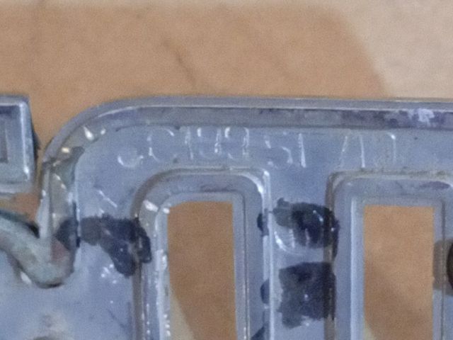 bontott MAZDA PREMACY Hátsó Embléma